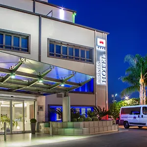 hotel-domidea.it-romehotels.com/