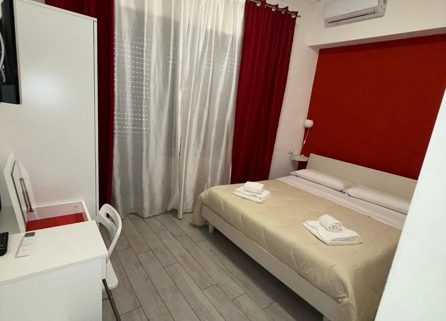 La Stazione 92 Bed & Breakfast Catania Italy